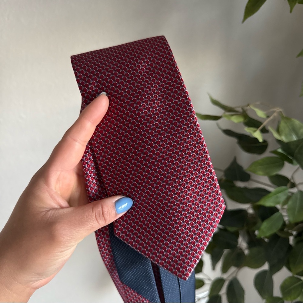 Tommy Hilfiger Red Patterned 100% Silk Tie Men’s OS